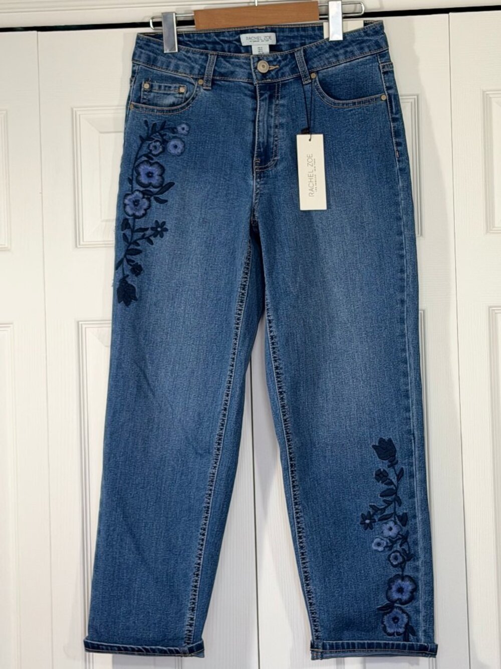NWT Rachel Zoe Dark Blue Straight-Leg Jeans with Floral Embroidery - Picture 1 of 10